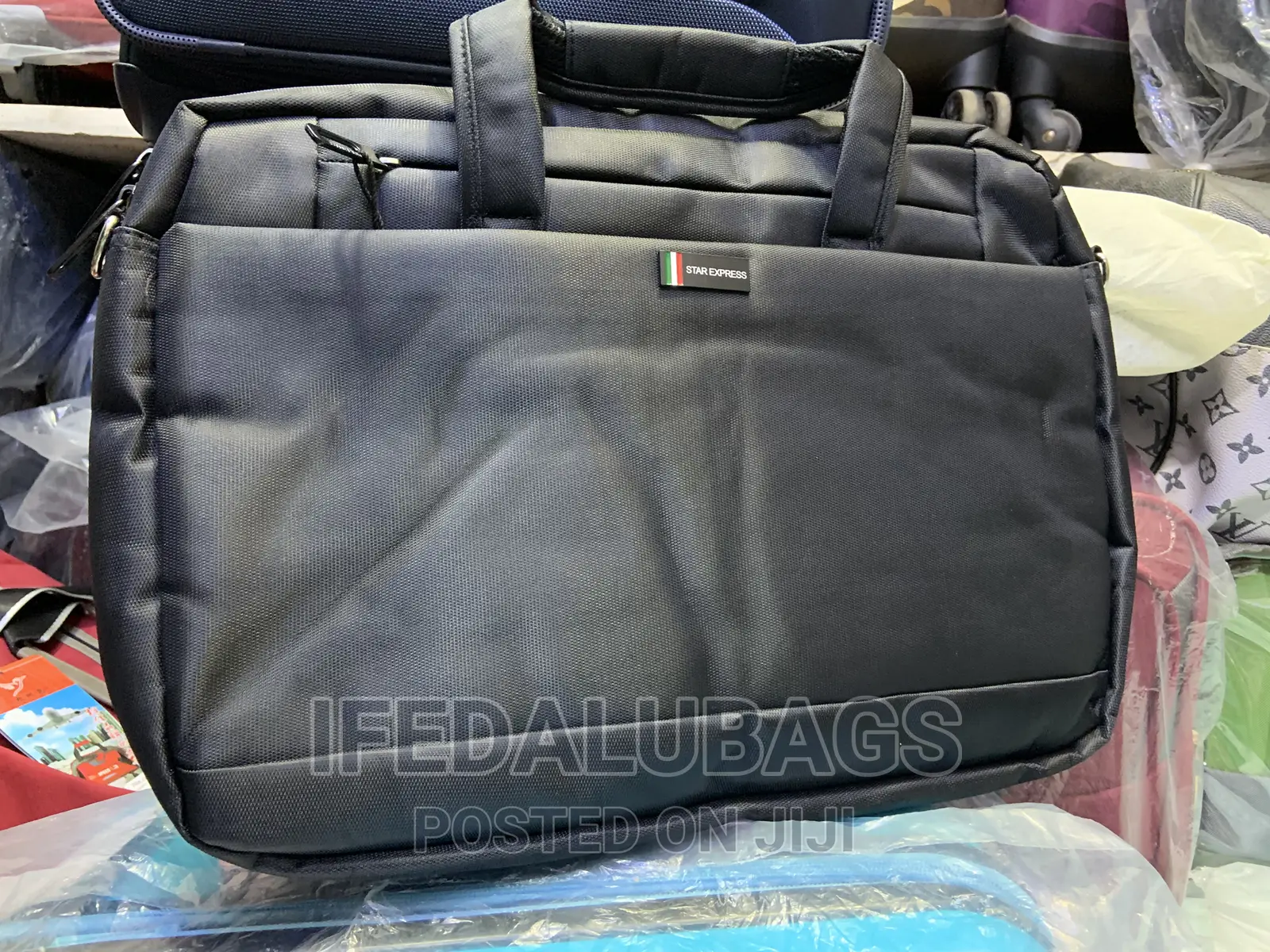 High Quality Fully Padded Star Express Laptop/Conference Bag