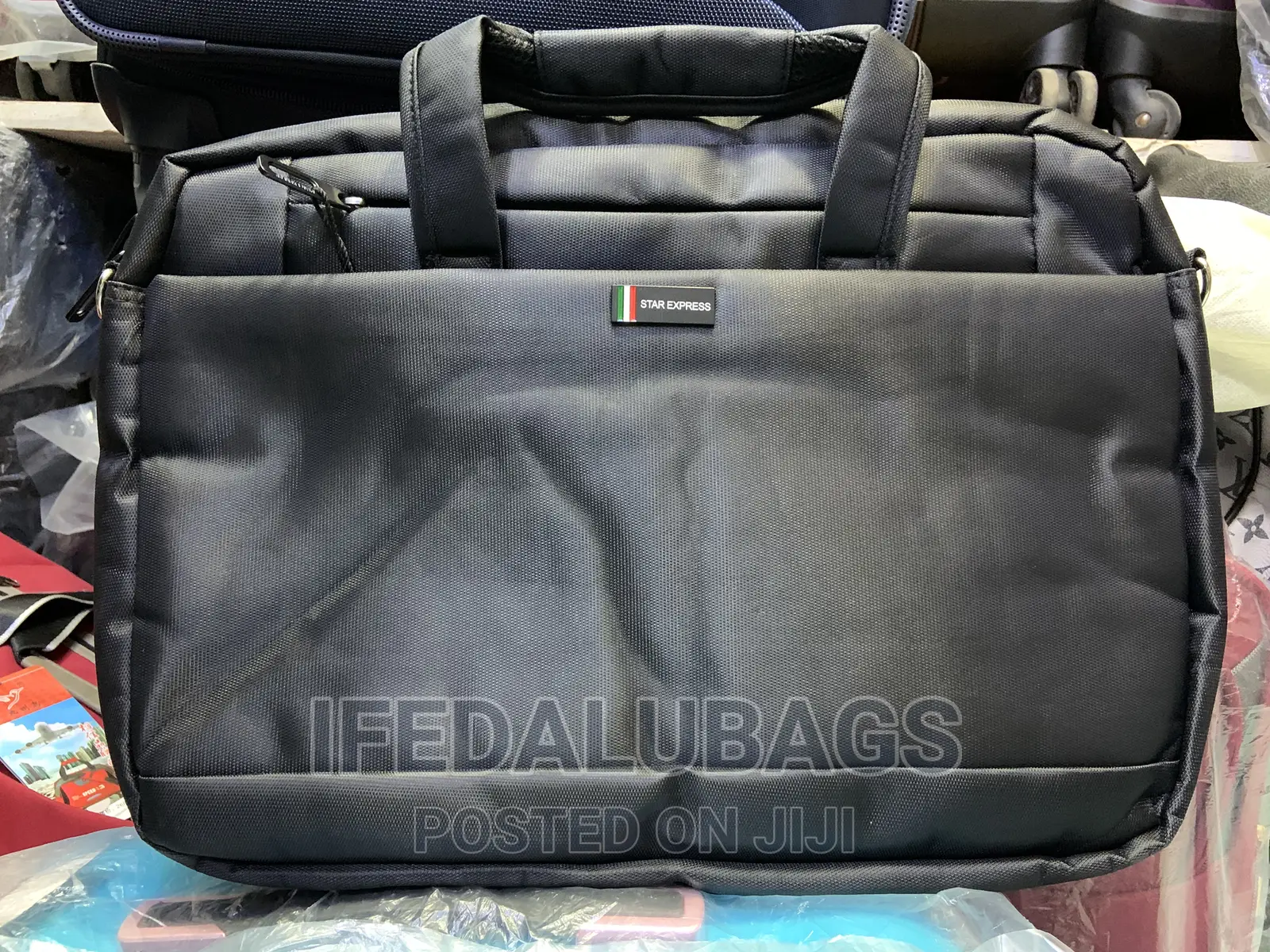 High Quality Fully Padded Star Express Laptop/Conference Bag