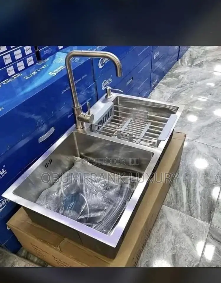 Square Cheap W C