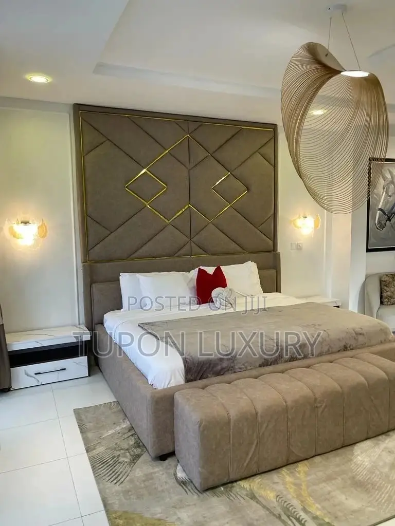 Three Bedroom Apartment With Sea View and Swimming Pool.