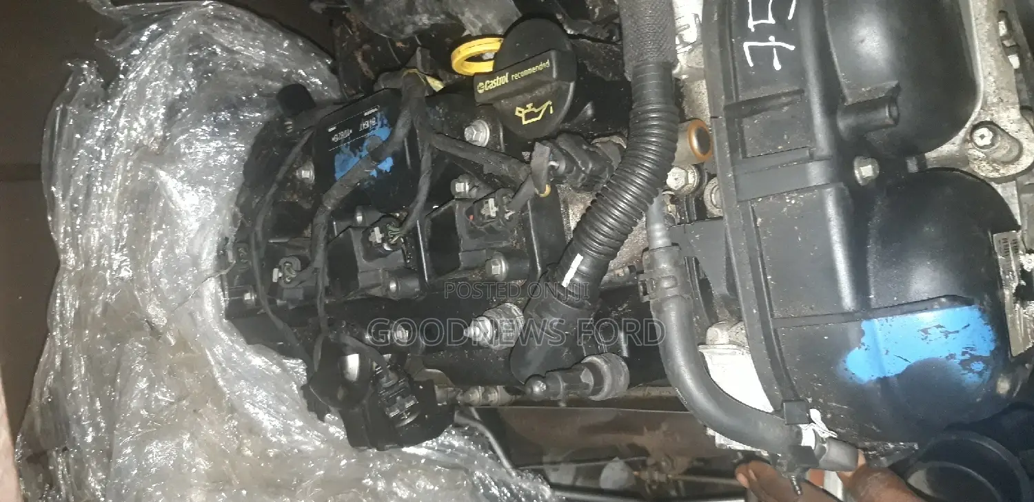 Complete Engine and Gearbox Ford Escape1.6 4 Plug 2013