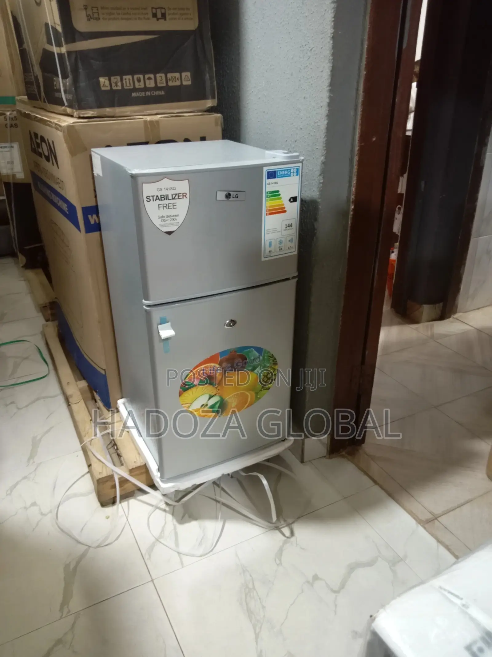 Brand Newgs141sq (95litres) LG Refrigerator +2yeras War