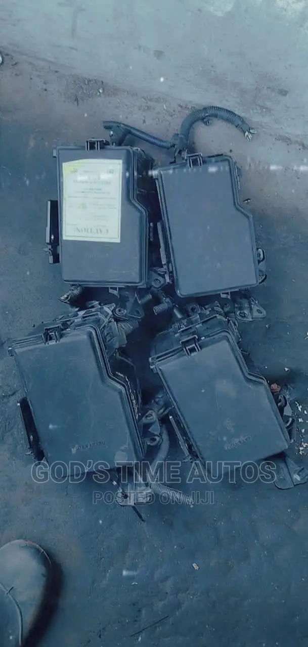 Toyota Venza Complete Engine Fuxebox V6 2010 Model