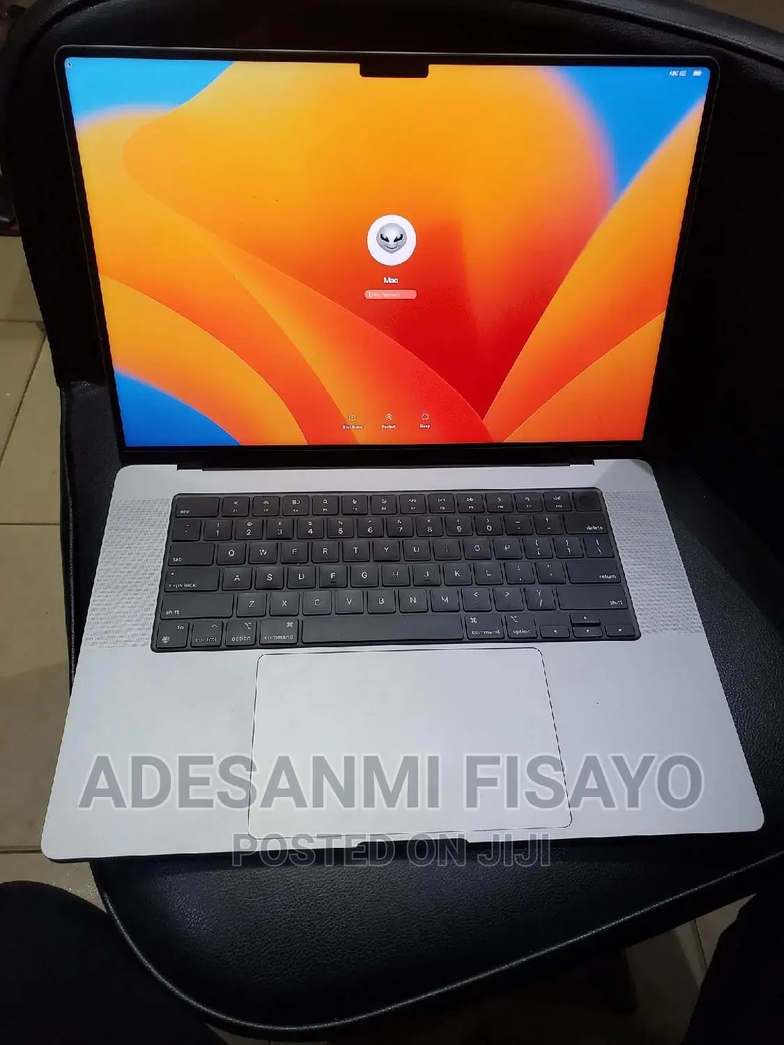 Laptop Apple MacBook Pro 2021 M1 16GB Apple M1 Pro SSD 512GB