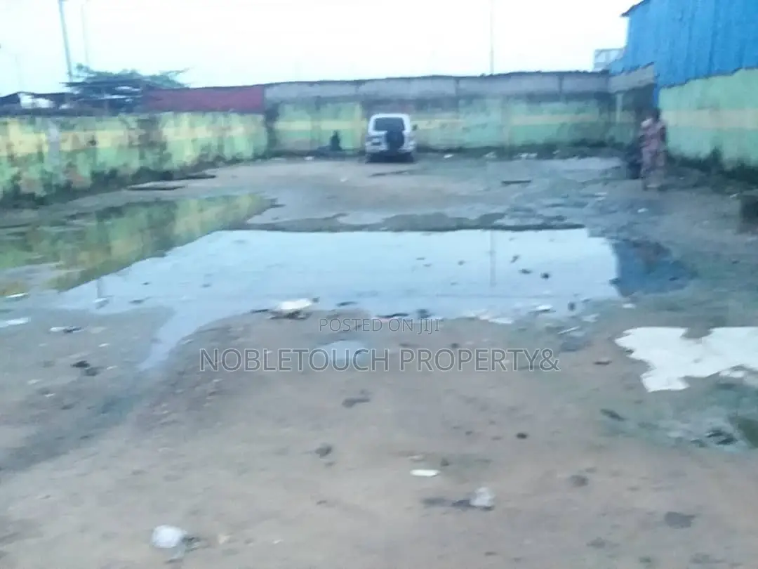 Dry Table Land Off the Major Road at Ojo