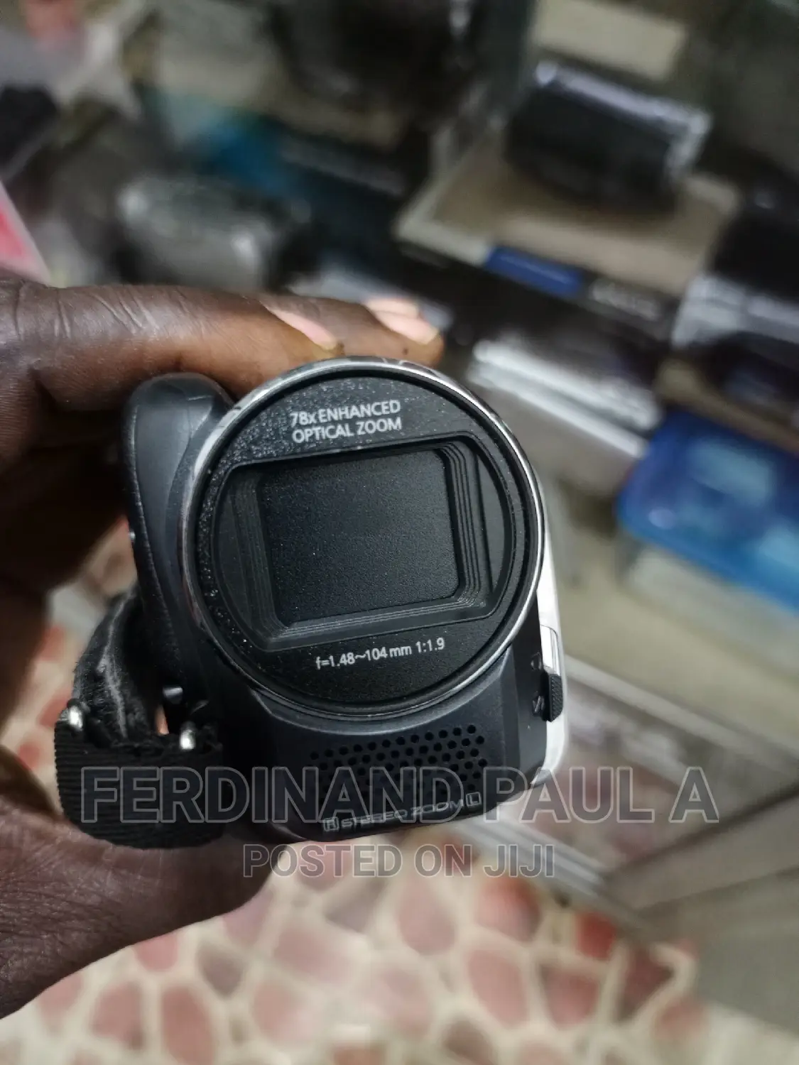 Panasonic 80GB Harddisk and Memory Card Video Camera