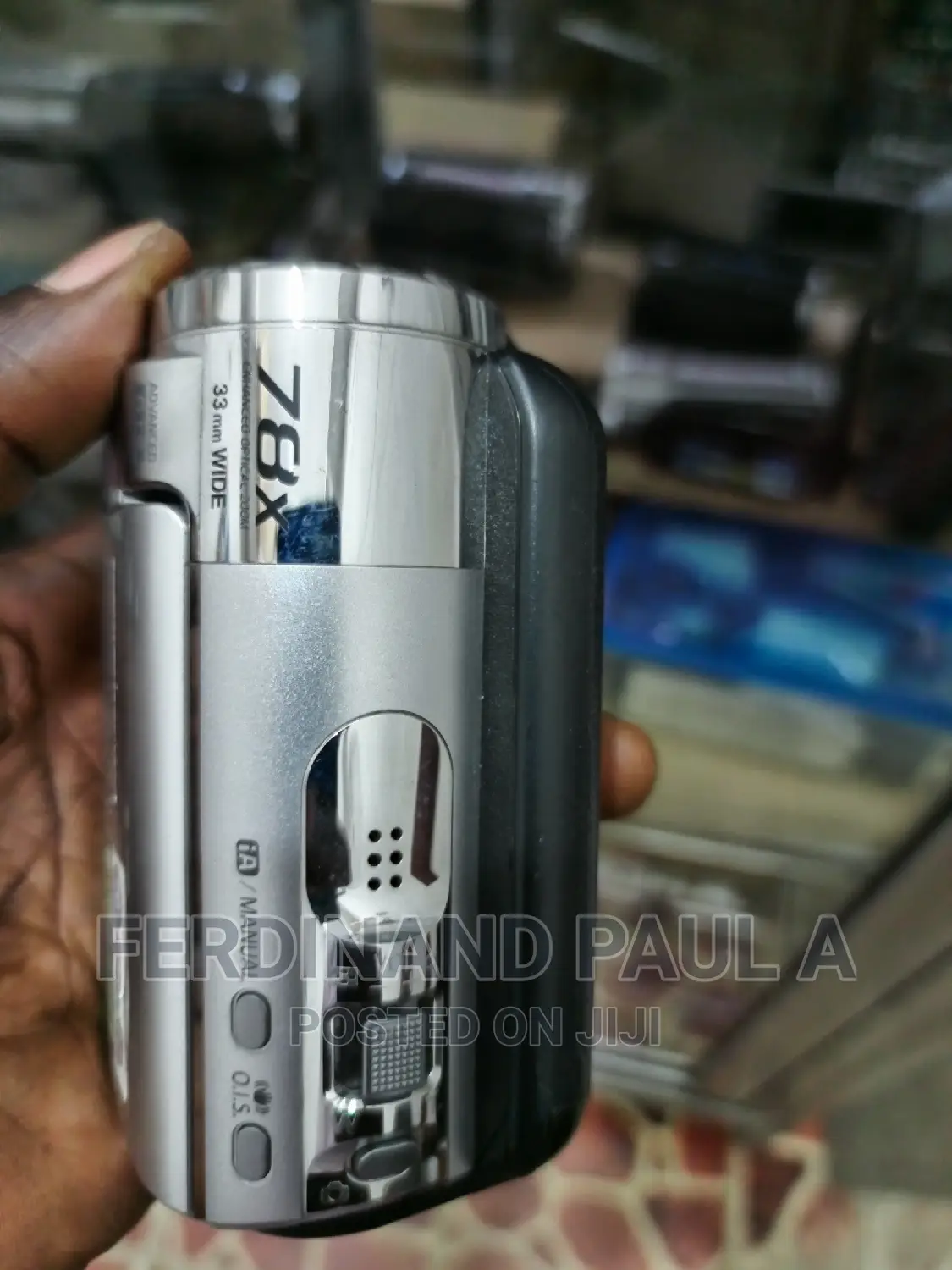 Panasonic 80GB Harddisk and Memory Card Video Camera