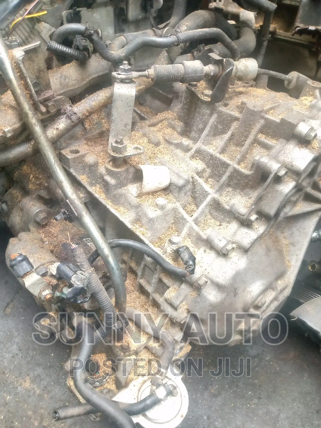 Complete Nissan Gearbox for Altima V6, Maxima, Quest 2012