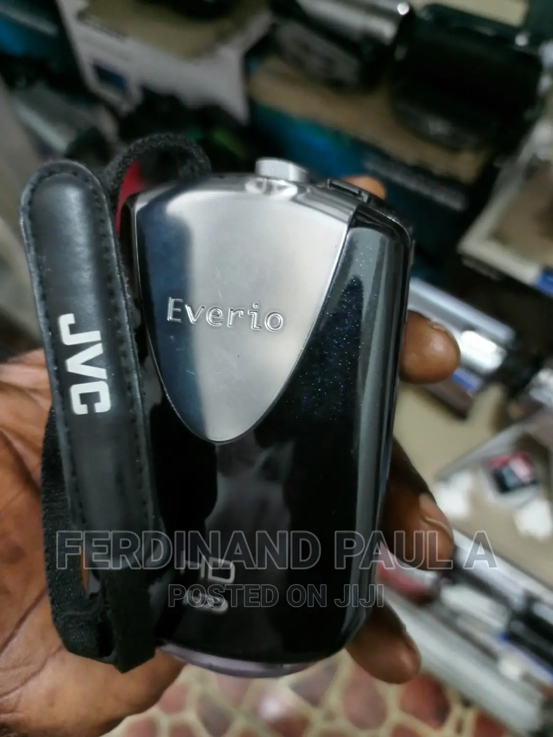 JVC HD Harddisk and Memory Card Camera