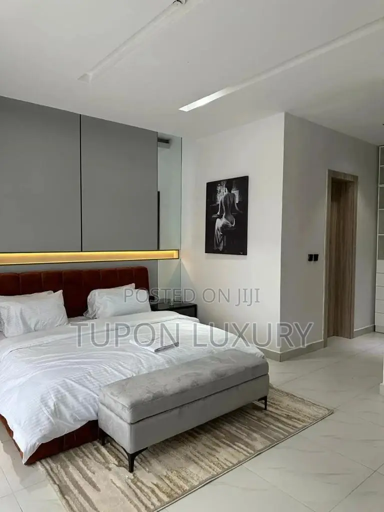 Brand New Premium 3 Bedroom in Lekki Phase 1