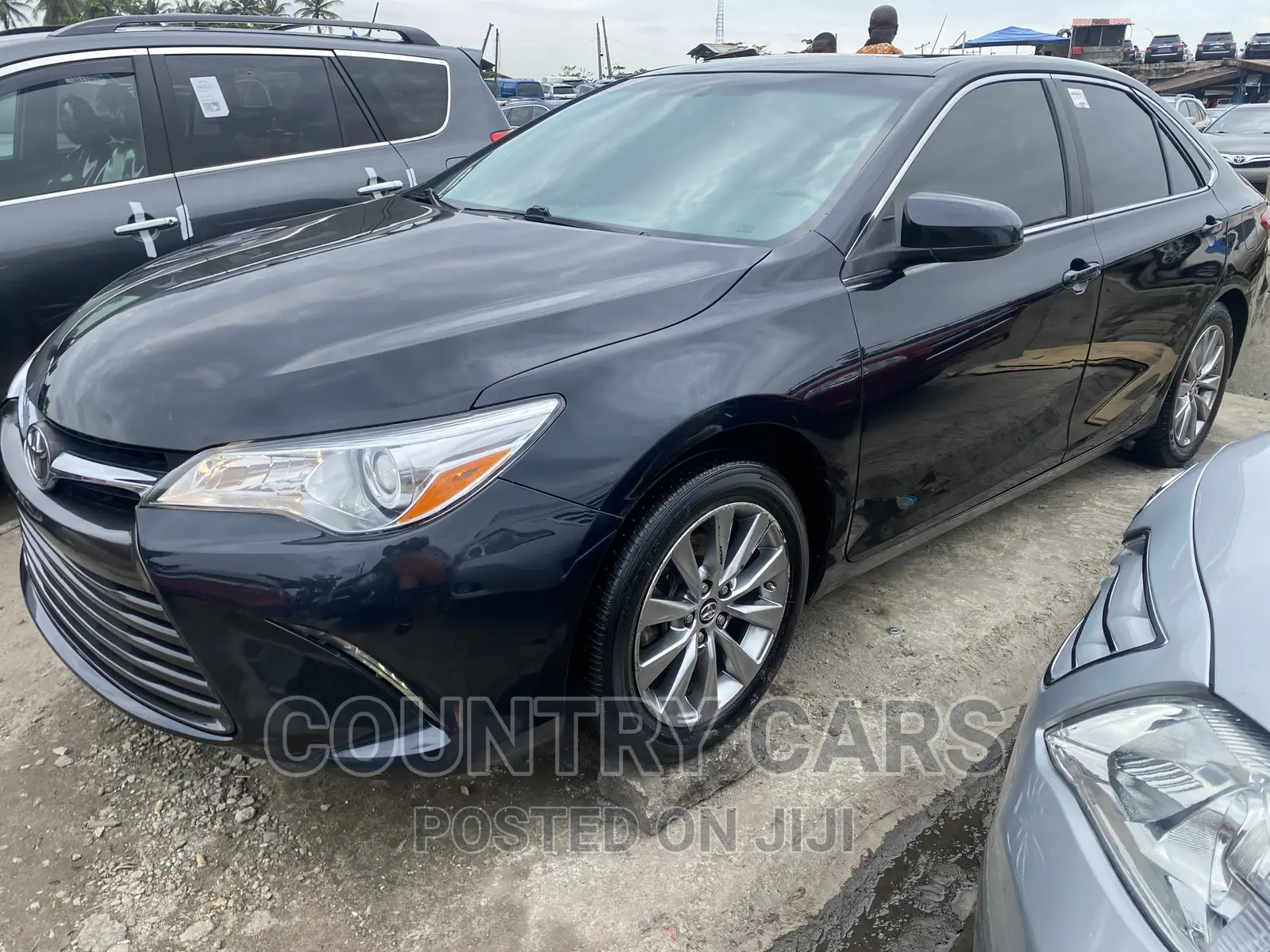 Toyota Camry 2016 Matt Black