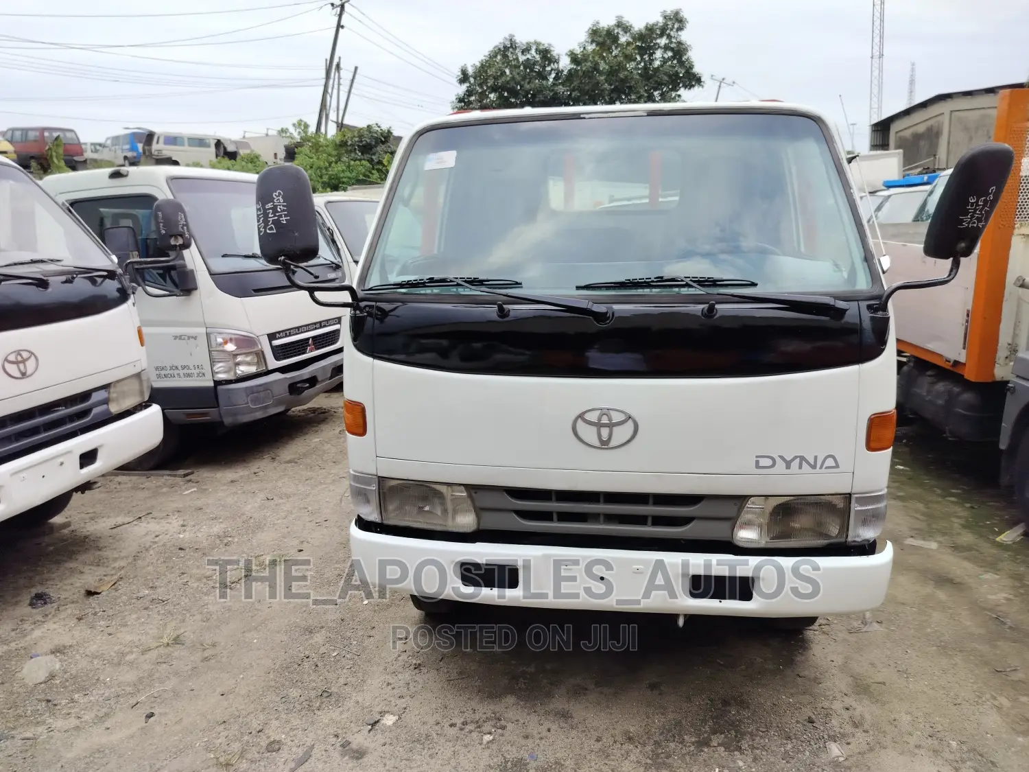 Toyota Dyna 200 Normal Hand