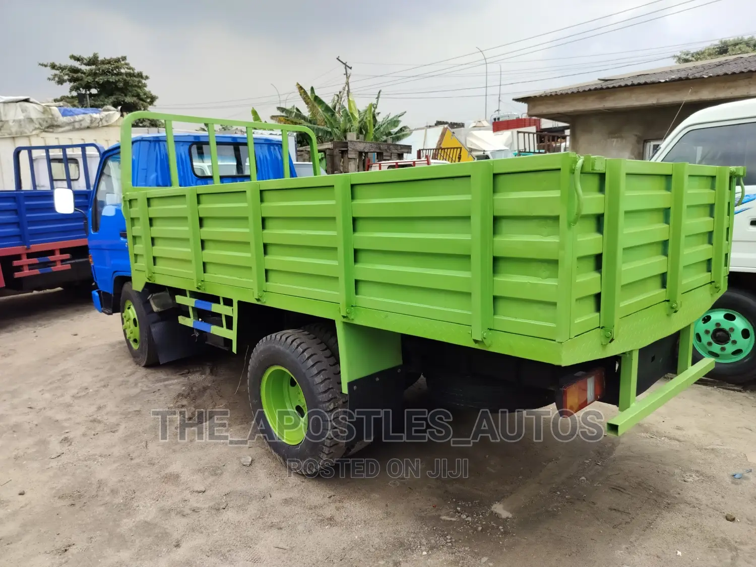 Toyota Dyna 200. Old Model