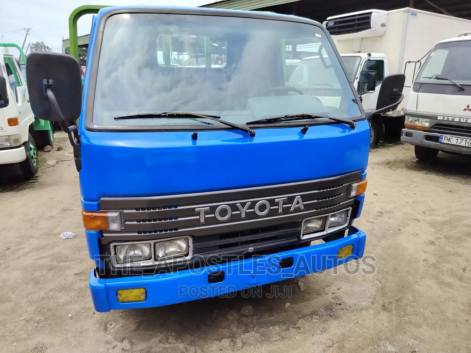 Toyota Dyna 200. Old Model