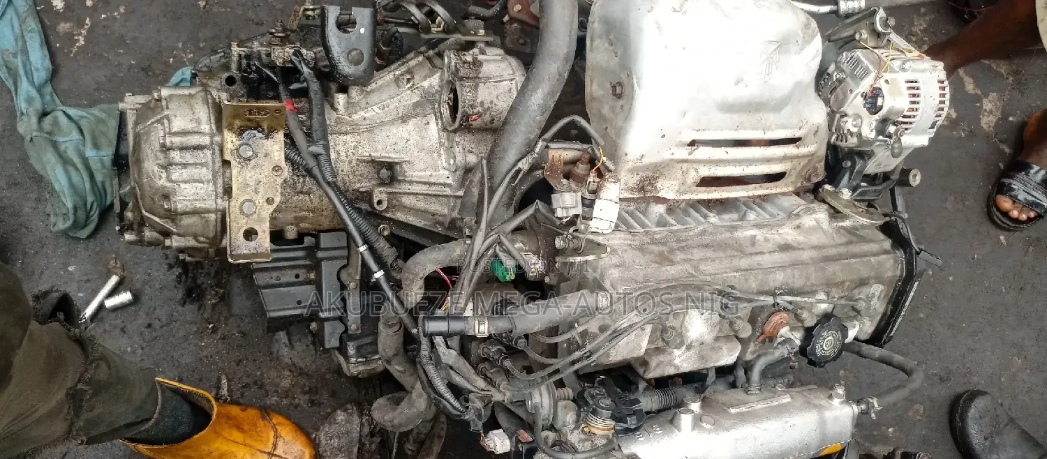 Toyota Camry 2.2 Engine