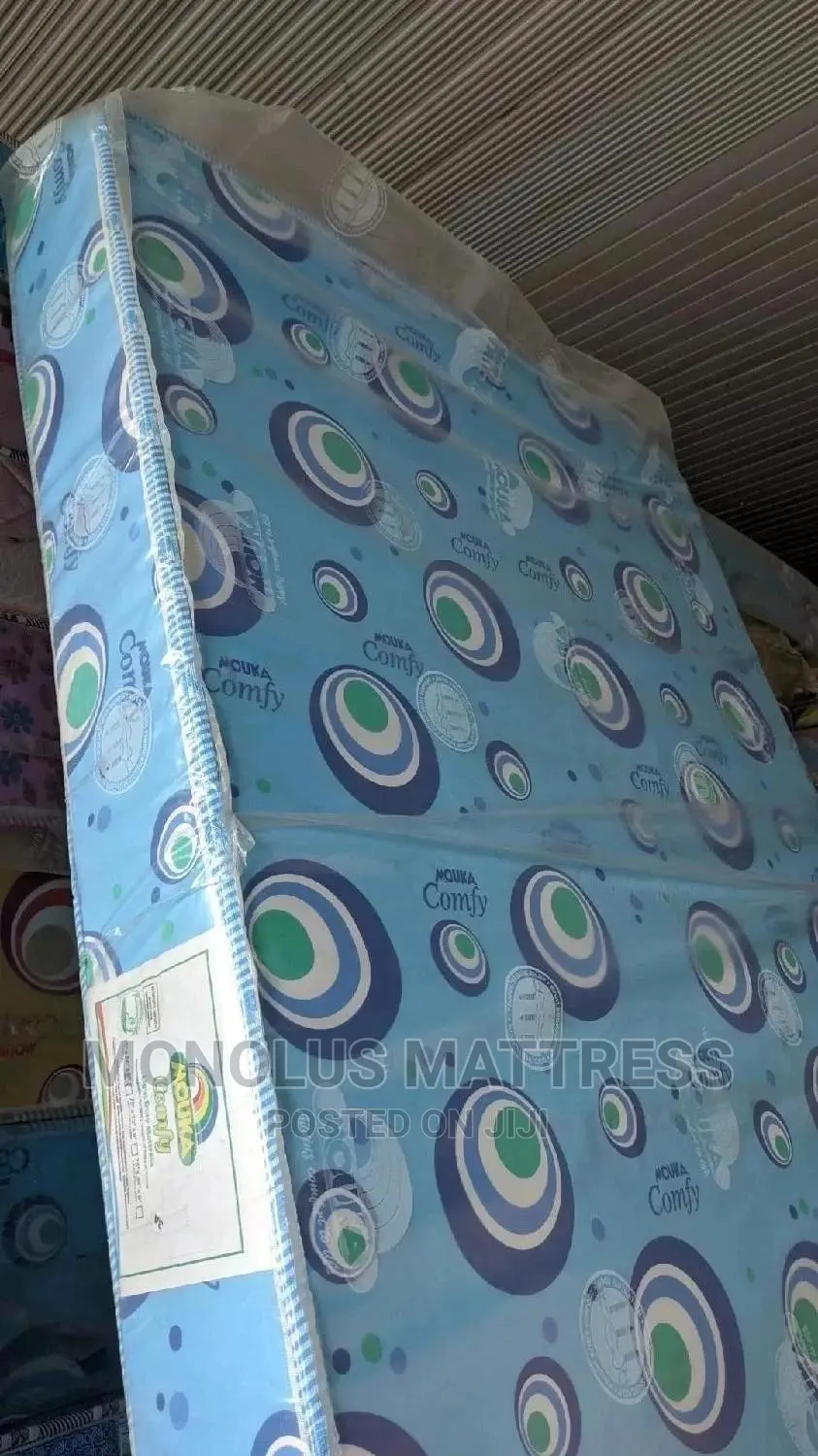 Mouka Foam Comfy 4 by 6 by 8 Inches