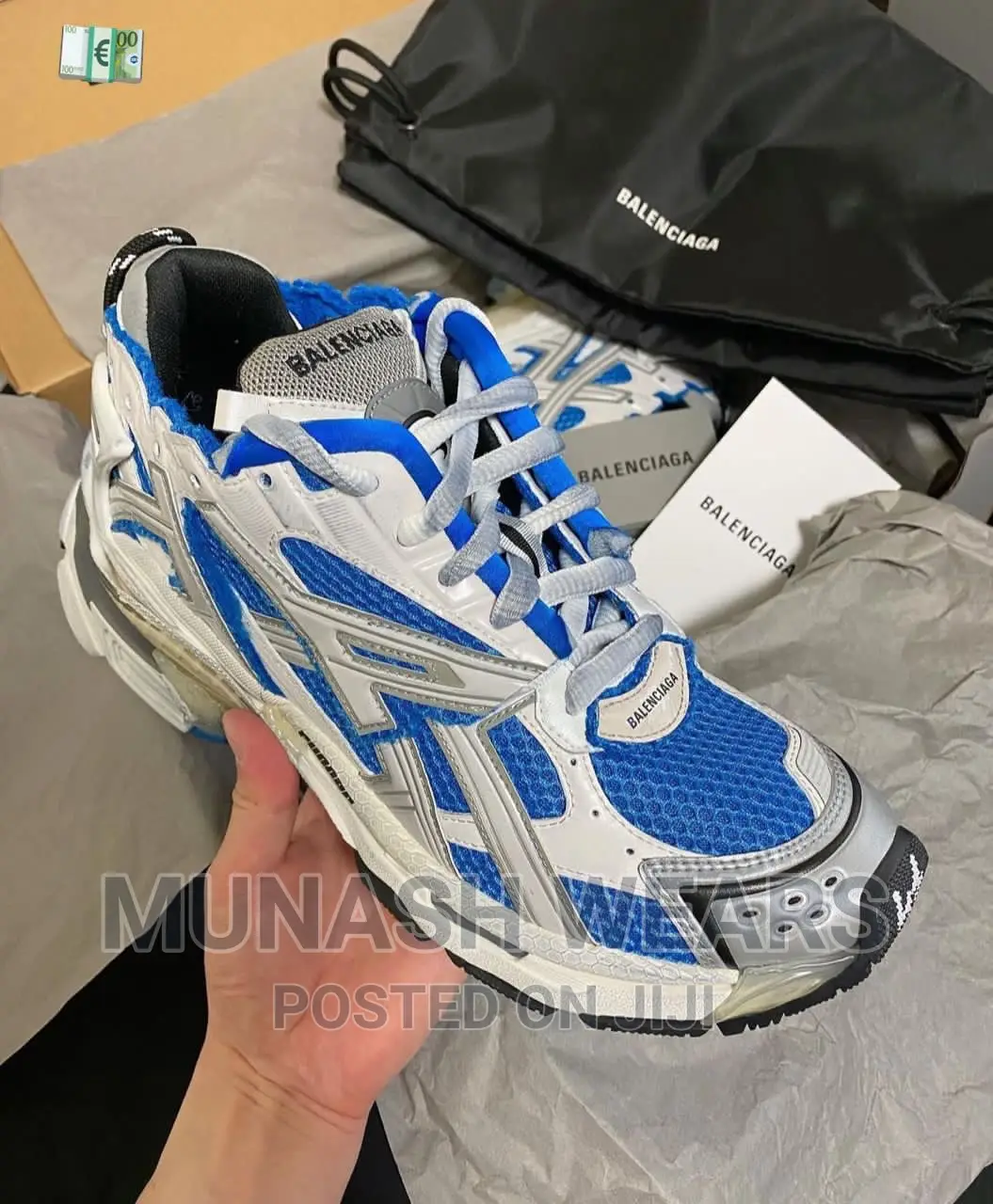 BALENCIAGA Leather Sneakers