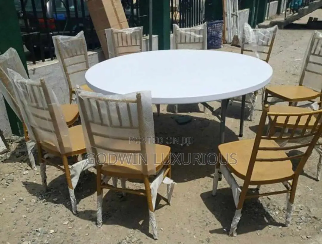 5ft Round Table