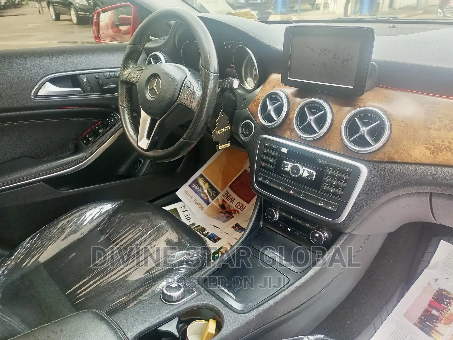 Mercedes-Benz GLA 250 2016 Red