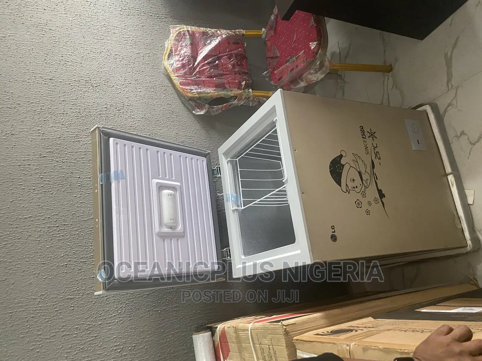 Gc-160 LG Chest Freezer (Quality) 100 LITERS