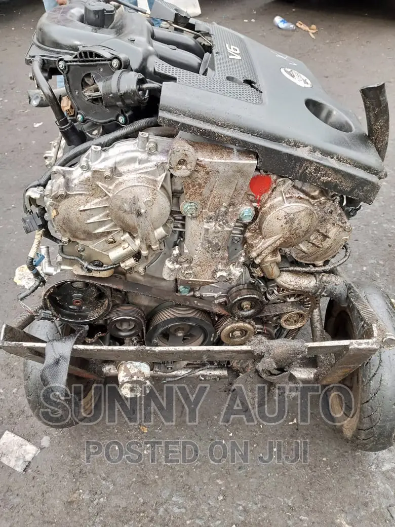 Complete 2.5L Engine and Gearbox From Nissan Teana (V6) 2010