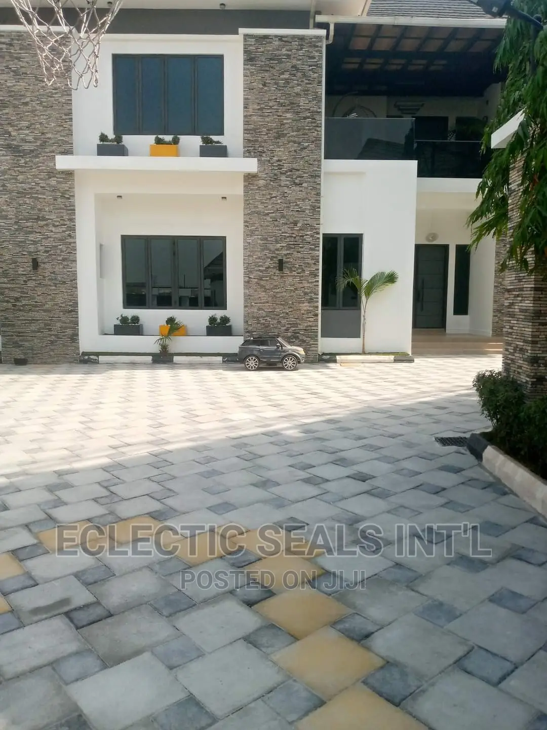 Landscaping Floor Design