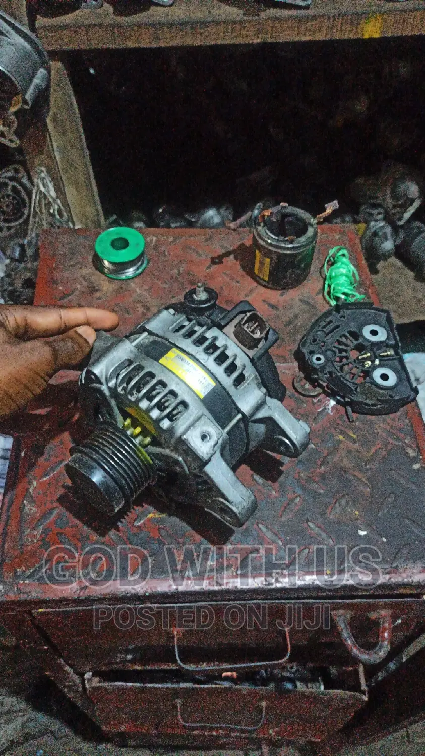 Corolla 2005 Alternator