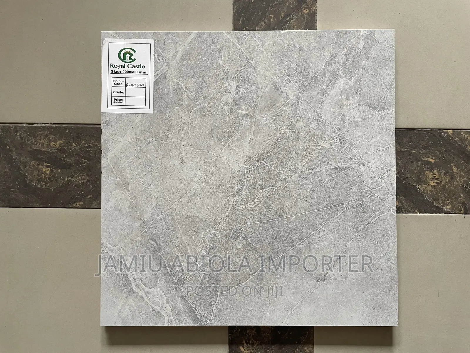 40x40 Anti Slip Tiles