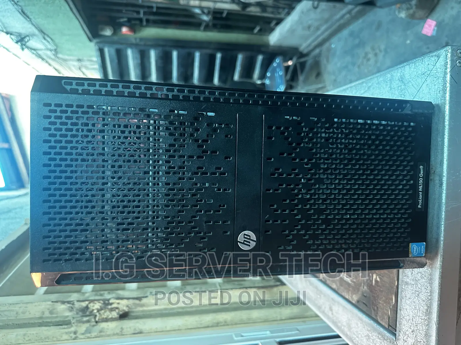 Server HP ProLiant ML 32GB Intel Xeon HDD 1T