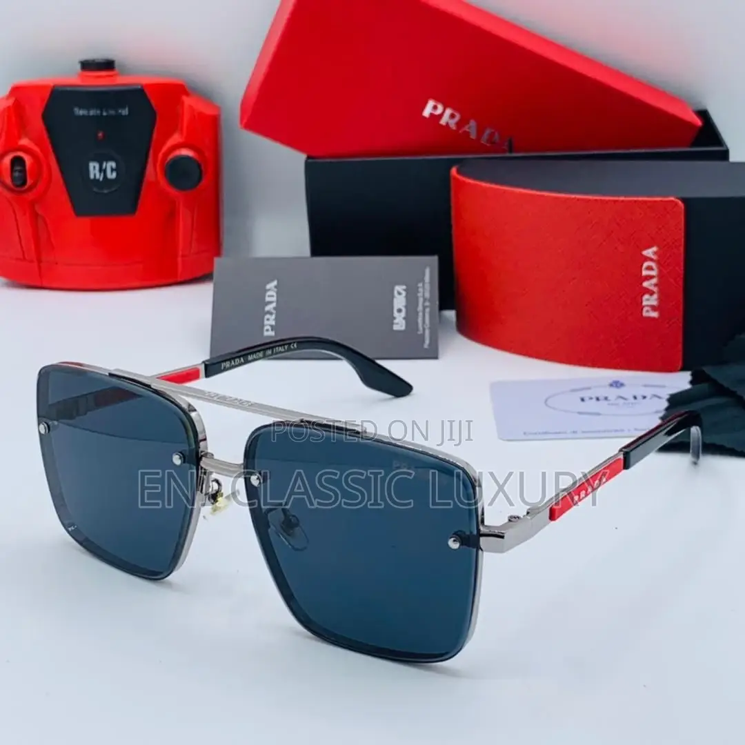 Original Luxury Outfit Prada Sunglasses Available in Store