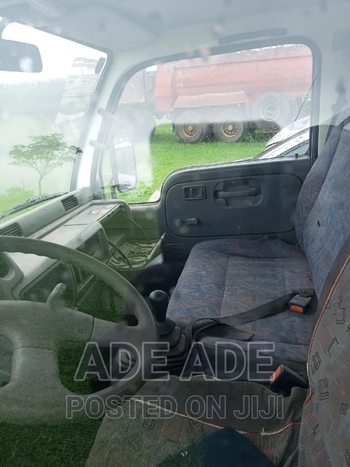 Nisaan Cabster Pick Up