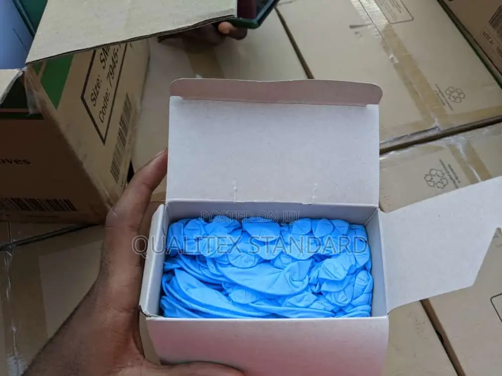 Powdered Free Synthetic Examination Nitrile Glove