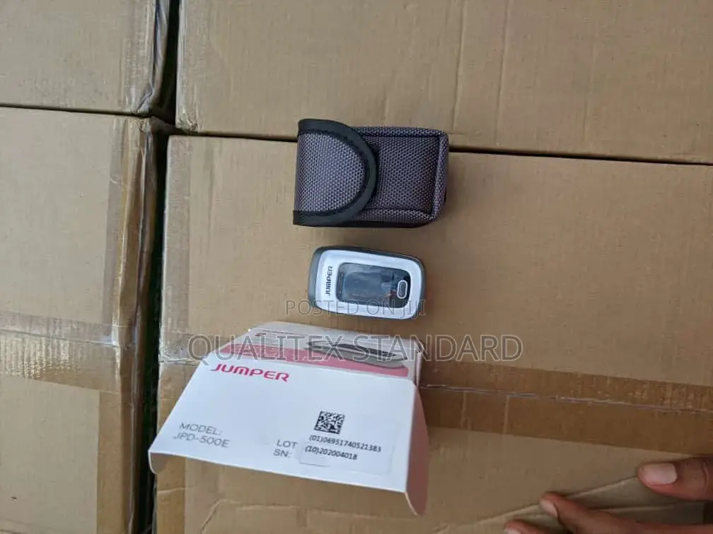 Jumper Germany Pulse Oximeter