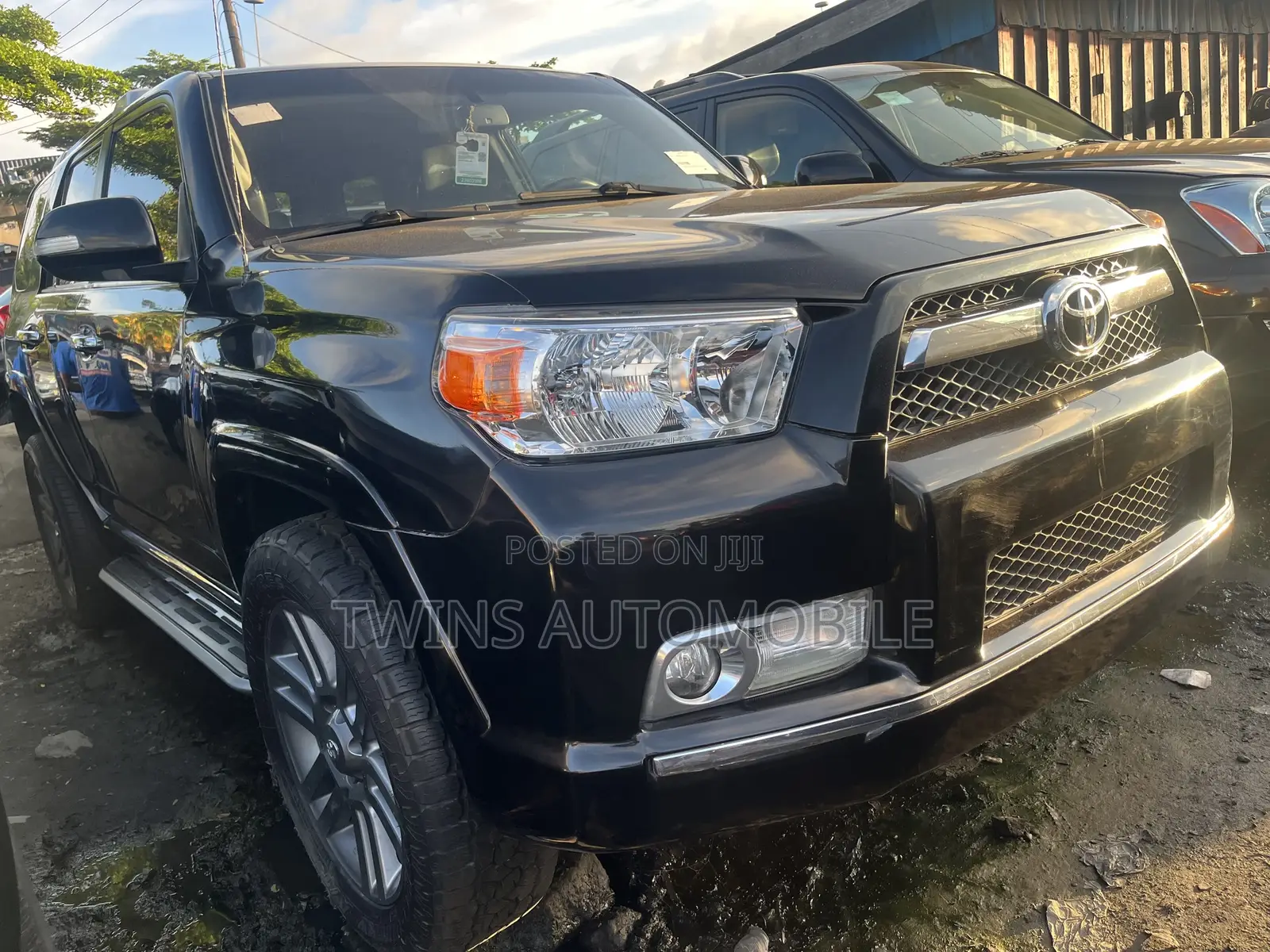 Toyota 4-Runner Limited 4WD 2011 Black