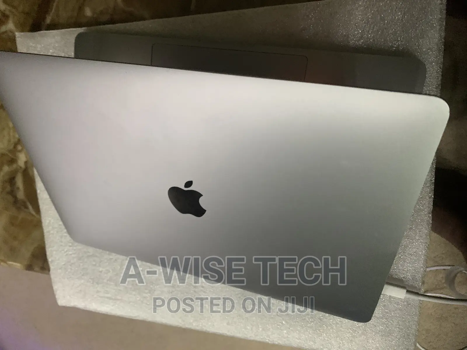 Laptop Apple MacBook Pro 2017 16GB Intel Core I7 SSD 512GB