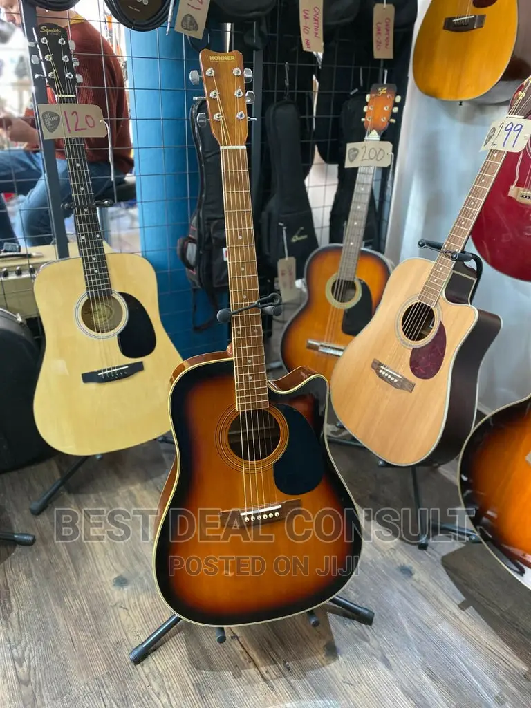 Acoustic Guitar for Sales at Cheaper Rate