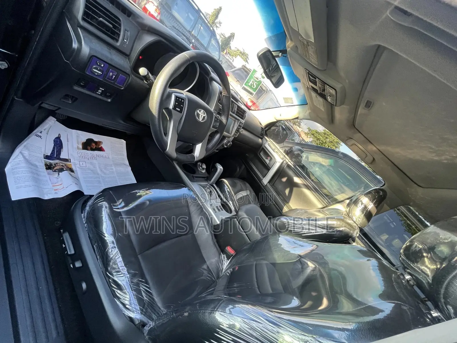 Toyota 4-Runner Limited 4WD 2011 Black