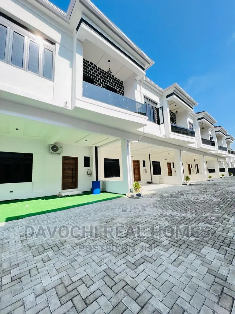 4bdrm Duplex in Orchid Road, Lekki for rent