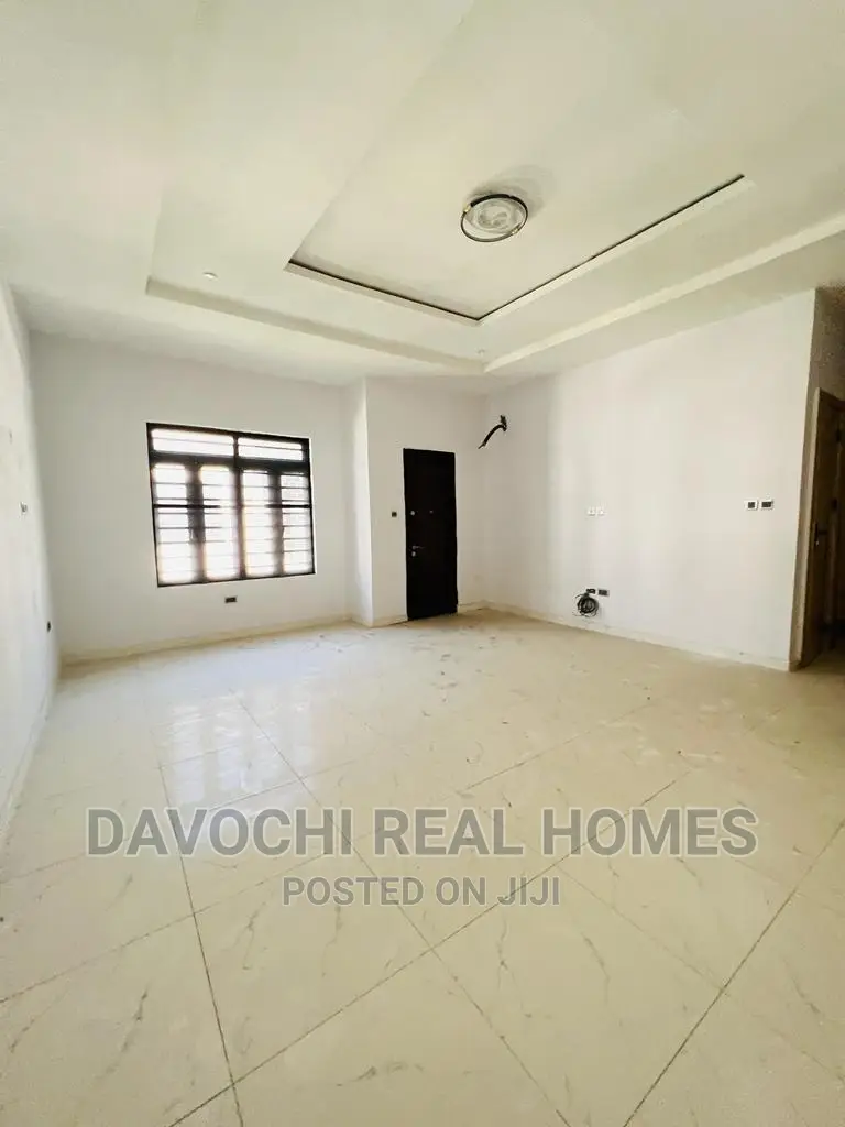 4bdrm Duplex in Orchid Road, Lekki for rent