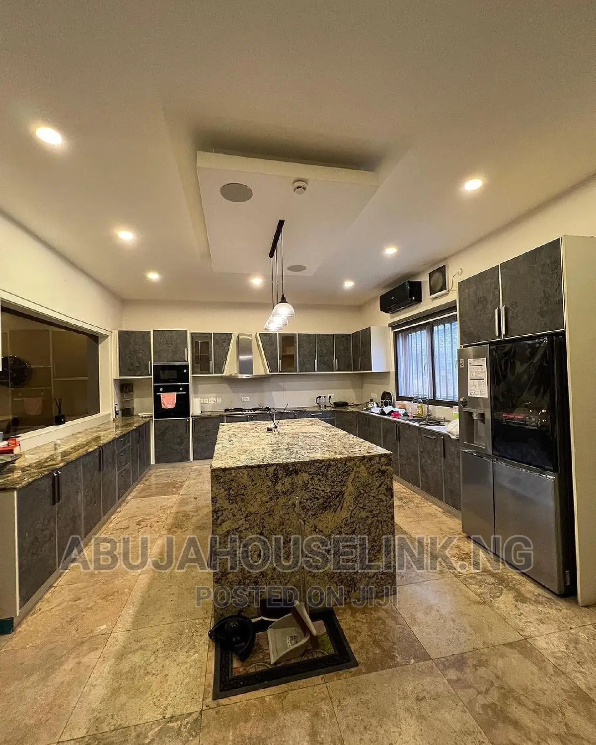 Furnished 4bdrm Duplex in Guzape/Asokoro, for sale