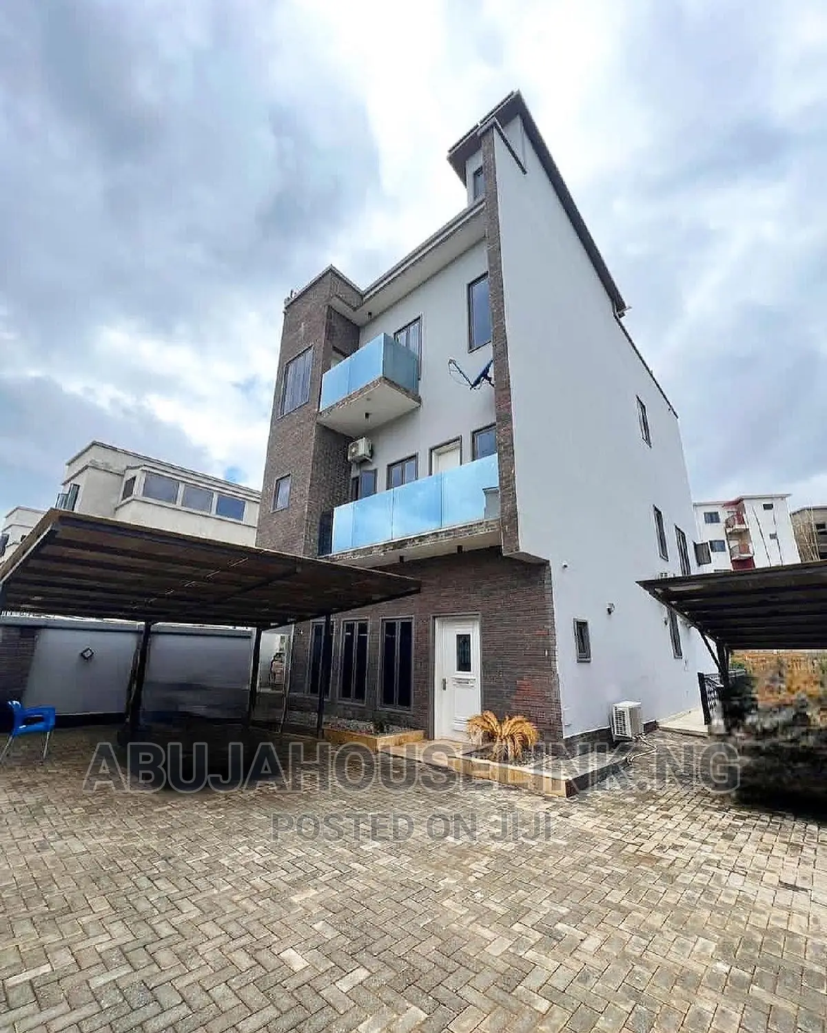 Furnished 4bdrm Duplex in Guzape/Asokoro, for sale
