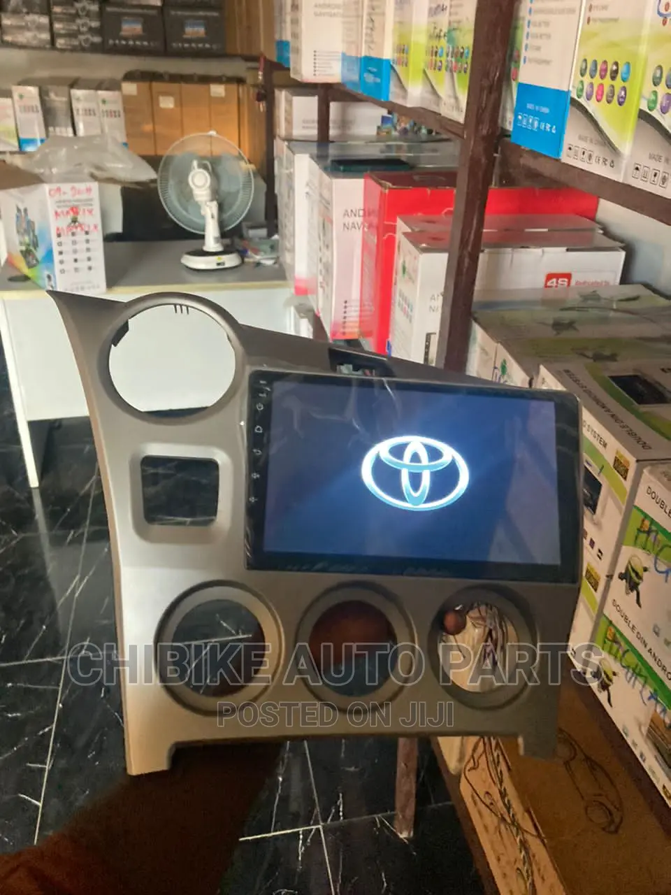 Toyota Matrix 209-2011 Android/Reverse Camera
