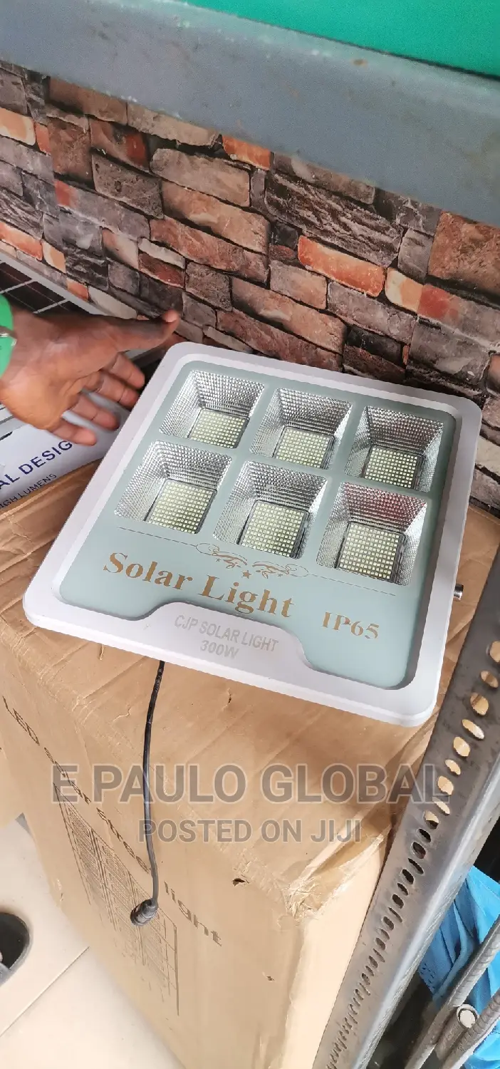 300 Wats Solar Light