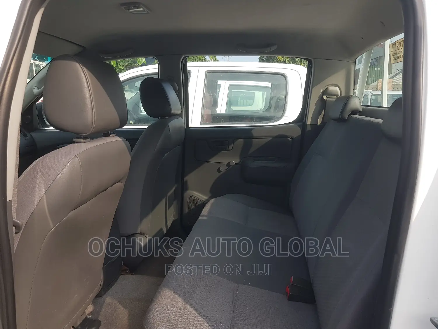 Toyota Hilux SR5 4x4 2014 White