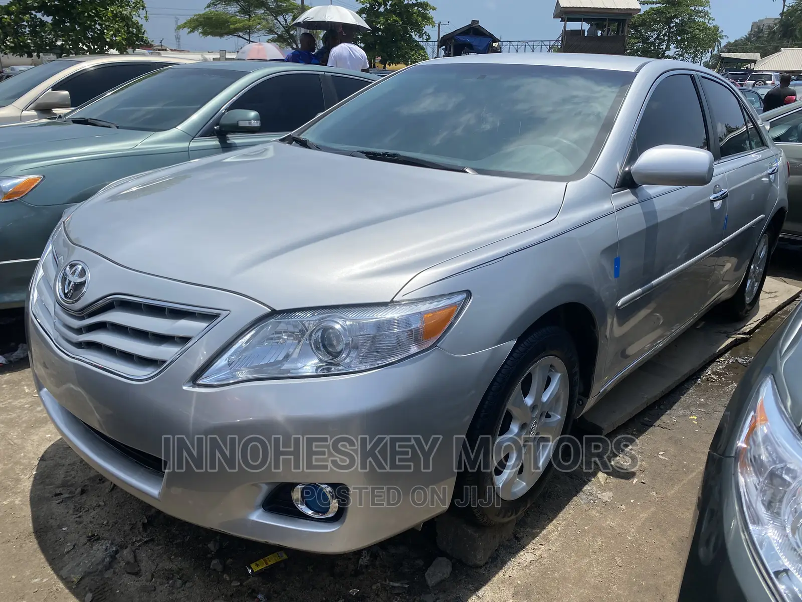 Toyota Camry 2010 Silver