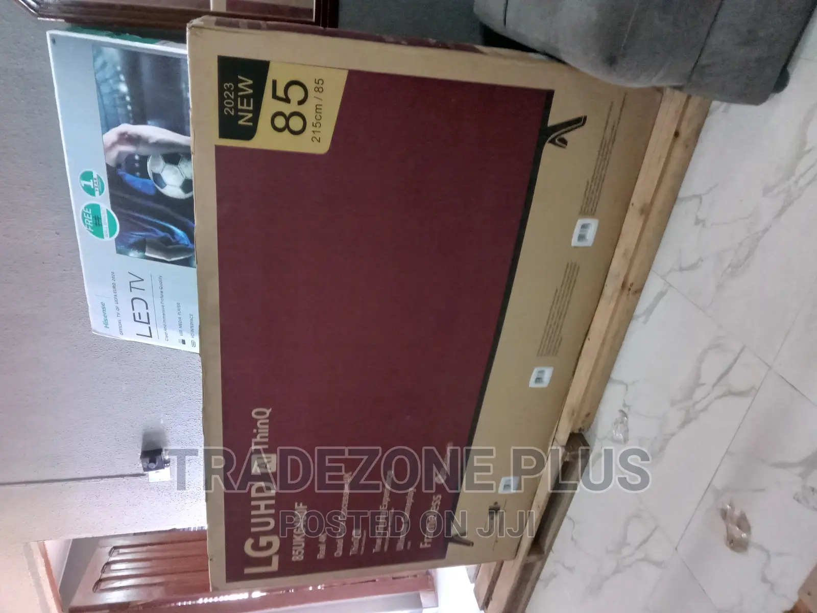 Brand New LG 85'' Smart TV With Bluetooth-85uk6400f