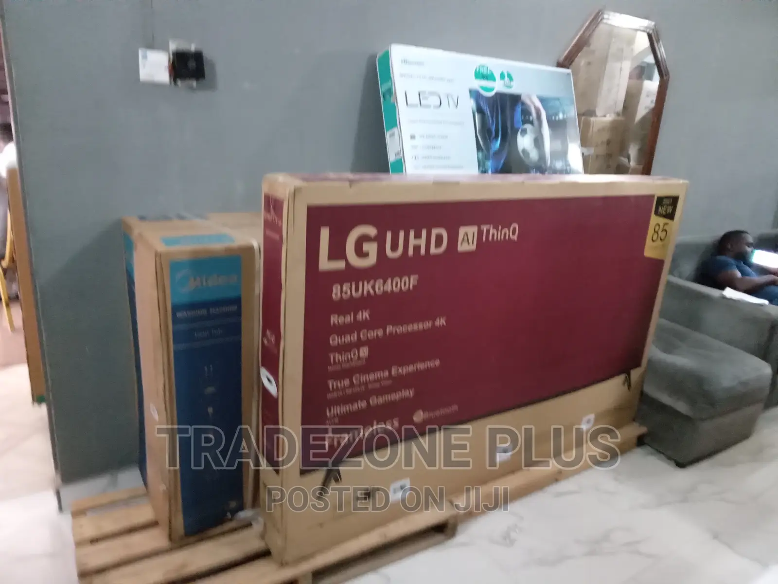 New in 85 Inch Smart Television-85uk6400f