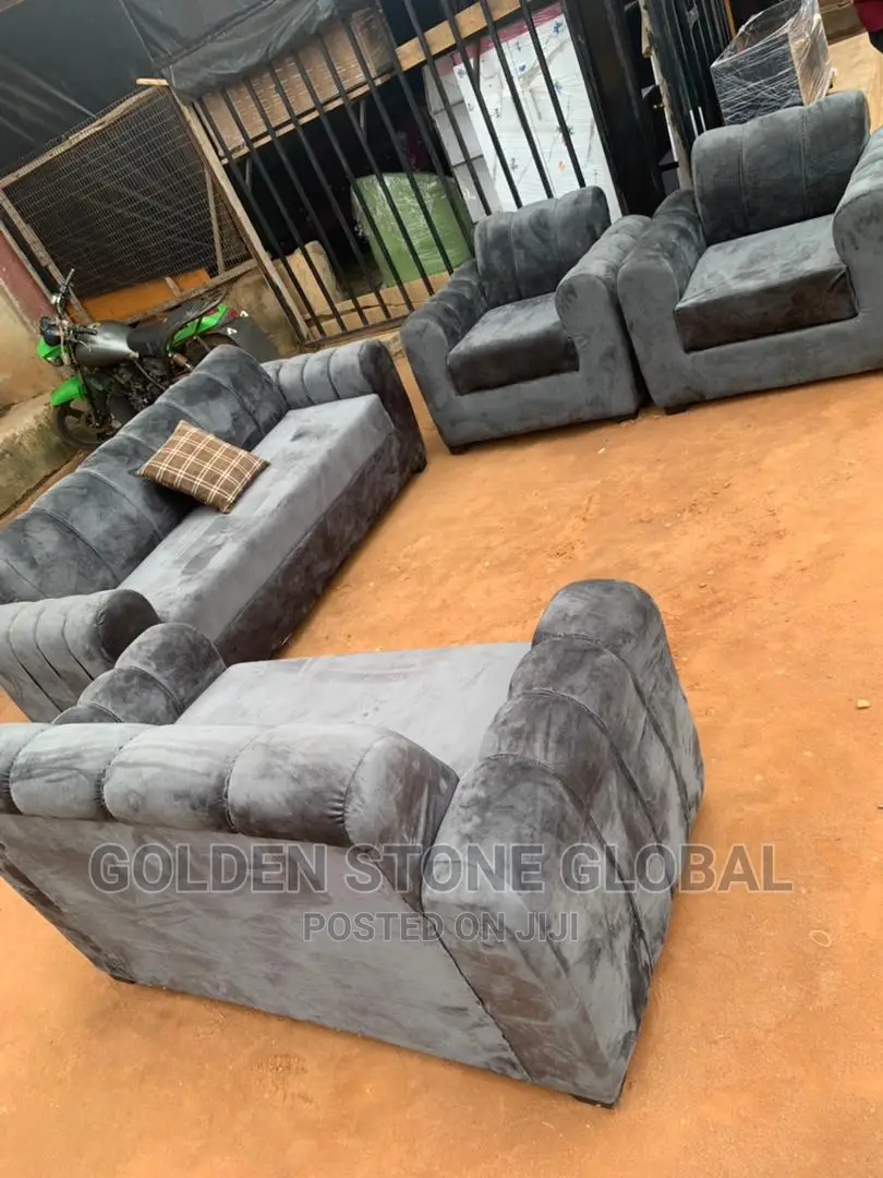 High Quality Complete Set Home Sofa Couch.