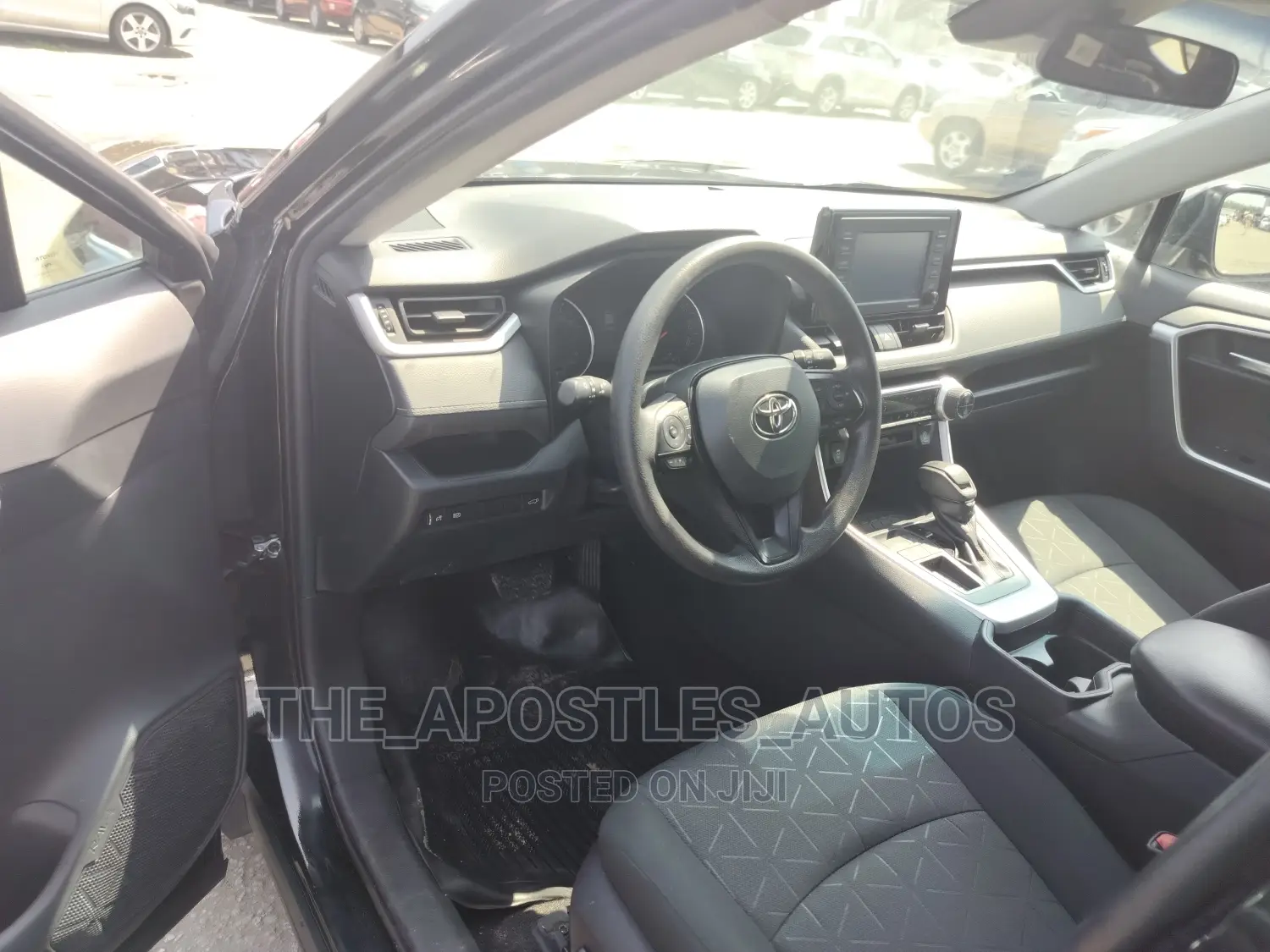 Toyota RAV4 XLE AWD 2020 Black