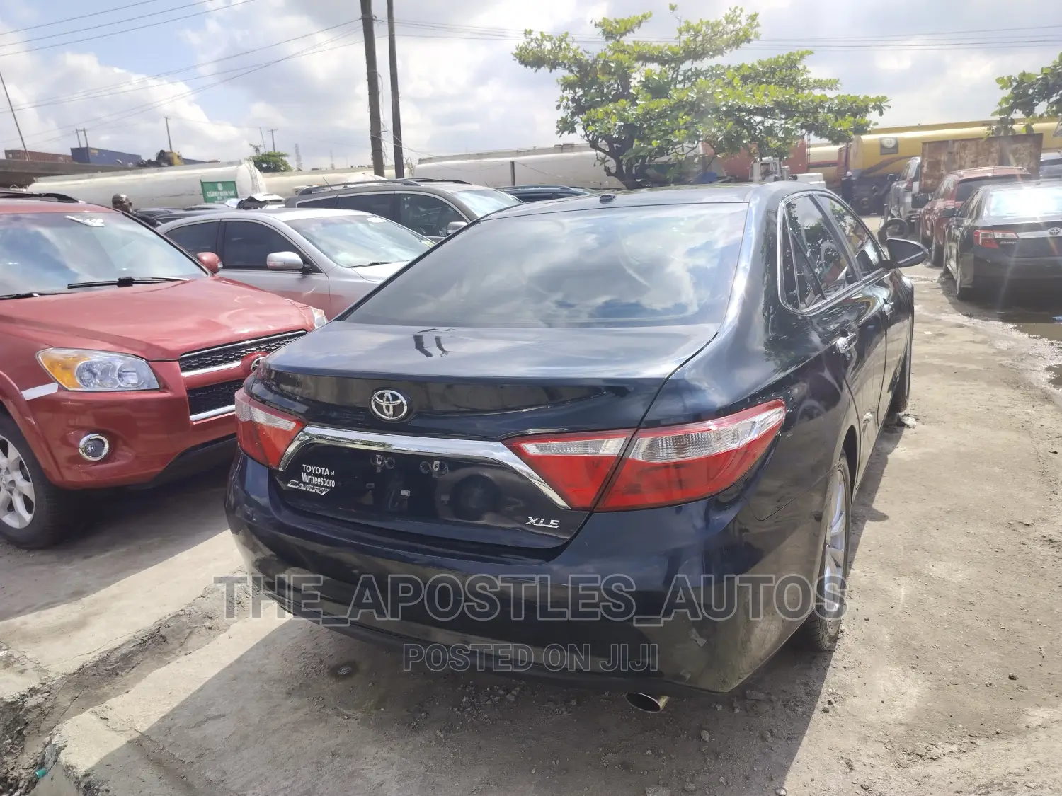 Toyota Camry 2016 Blue